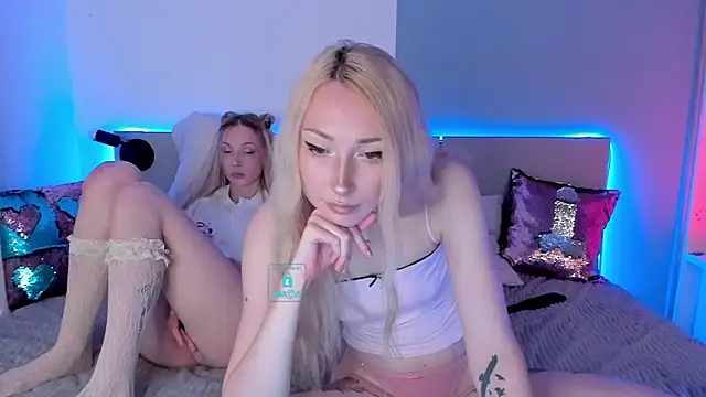 AlexRoseLiRed online show from 02/17/26, 01:46