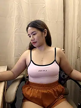 Kissy07 online show from 02/28/25, 07:26