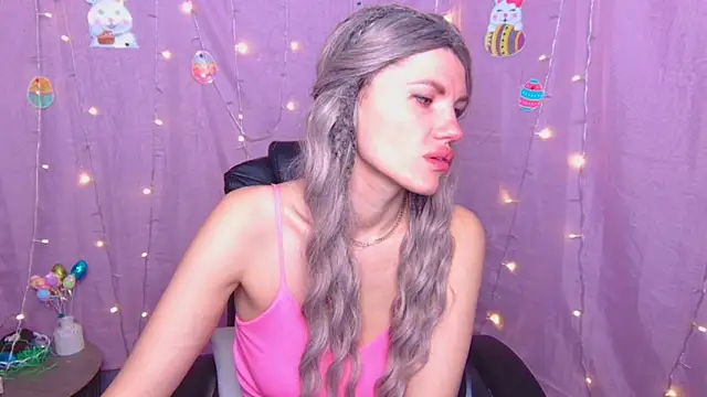 MilaLoona online show from 04/09/26, 06:13