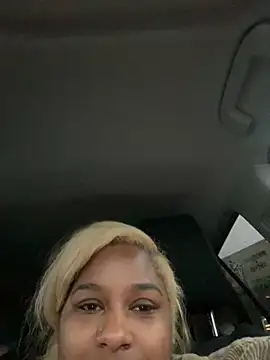 Snapshot of BigFineSelena chatting on 03/15/25, 04:54 BigFineSelena online show from 03/15/25, 04:54