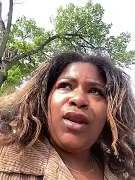 BigFineSelena online show from 04/12/26, 02:11