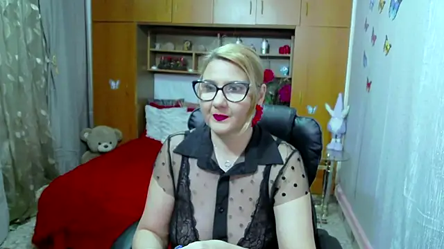 LucilleFenlys online show from 01/17/25, 09:39