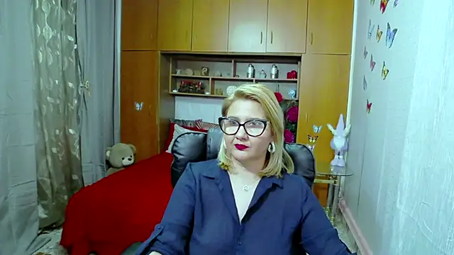 LucilleFenlys online show from 02/12/25, 01:30