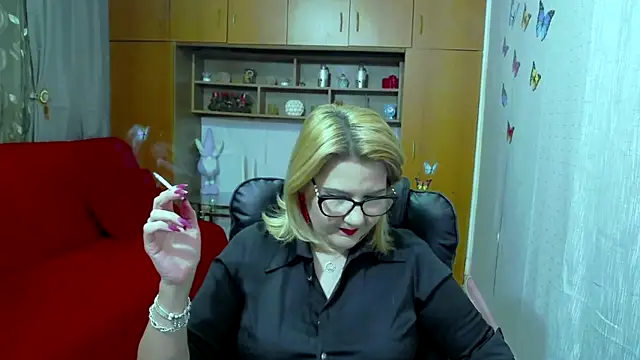 LucilleFenlys online show from 03/04/25, 07:43