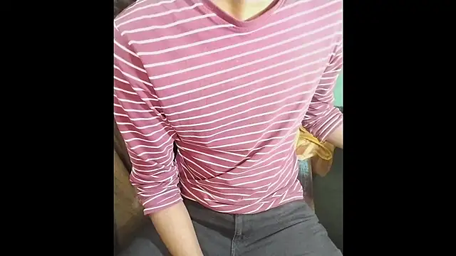 Snapshot of vampynik chatting on 12/03/25, 08:07 vampynik online show from 12/03/25, 08:07