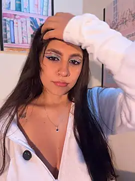 loolla 23 online show from 04/09/26, 03:39