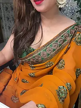 Snapshot of mahimagicdoll_DESI chatting on 12/19/24, 03:41 mahimagicdoll DESI online show from 12/19/24, 03:41