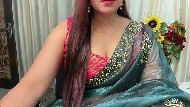 Snapshot of mahimagicdoll_DESI chatting on 03/19/25, 08:12 mahimagicdoll DESI online show from 03/19/25, 08:12