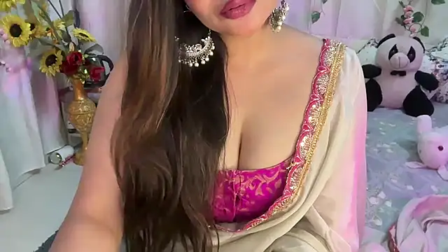 Snapshot of mahimagicdoll_DESI chatting on 10/06/25, 10:18 mahimagicdoll DESI online show from 10/06/25, 10:18