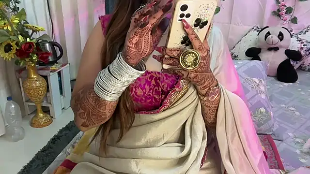 Snapshot of mahimagicdoll_DESI chatting on 10/11/25, 10:08 mahimagicdoll DESI online show from 10/11/25, 10:08
