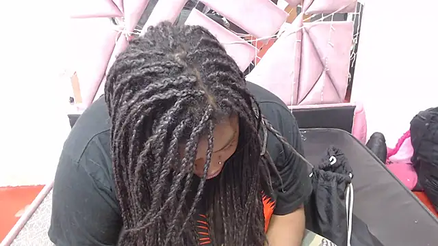 Snapshot of morenahott1 chatting on 01/28/25, 11:38 morenahott1 online show from 01/28/25, 11:38