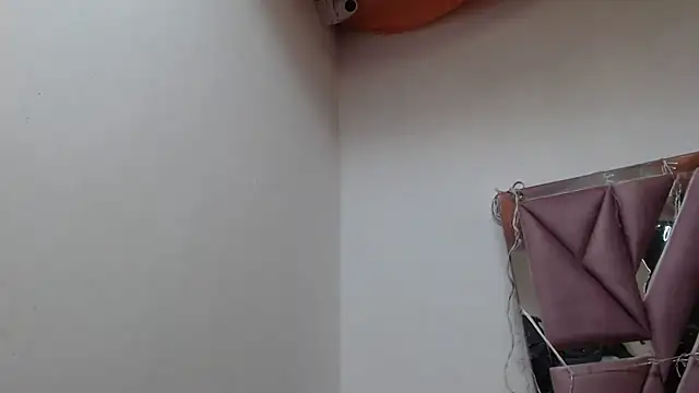 Snapshot of morenahott1 chatting on 02/15/25, 11:50 morenahott1 online show from 02/15/25, 11:50