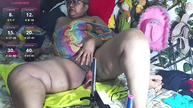 mature beautiful online show from 05/09/26, 07:57