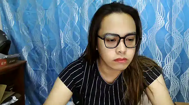 Your PrettyGirlxxx online show from 03/21/25, 11:34