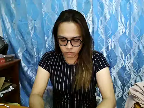 Your PrettyGirlxxx online show from 03/22/25, 05:06