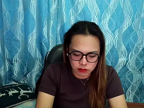 Your PrettyGirlxxx online show from 09/24/25, 12:25