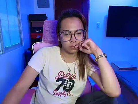 Your PrettyGirlxxx online show from 02/20/26, 01:24