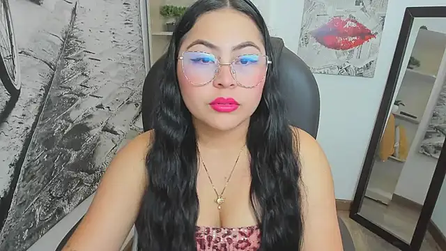 Hana    online show from 11/13/25, 10:30