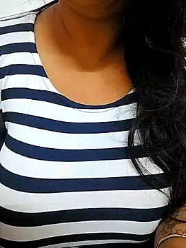 rekhabb123 online show from 01/08/26, 04:15