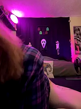 Snapshot of Mallorykoxx69 chatting on 11/02/25, 08:17 Mallorykoxx69 online show from 11/02/25, 08:17