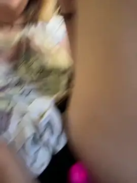 Snapshot of Mallorykoxx69 chatting on 11/12/25, 05:57 Mallorykoxx69 online show from 11/12/25, 05:57