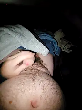 Snapshot of thefox92 chatting on 12/23/24, 01:29 thefox92 online show from 12/23/24, 01:29