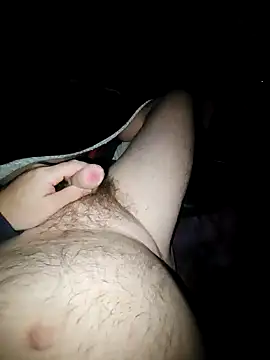 Snapshot of thefox92 chatting on 12/30/24, 12:22 thefox92 online show from 12/30/24, 12:22