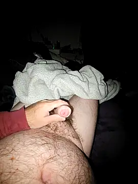 Snapshot of thefox92 chatting on 10/05/25, 01:15 thefox92 online show from 10/05/25, 01:15