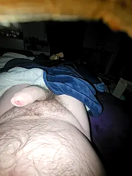 Snapshot of thefox92 chatting on 10/18/25, 02:14 thefox92 online show from 10/18/25, 02:14