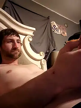 Snapshot of lewis7869 chatting on 03/16/25, 05:47 lewis7869 online show from 03/16/25, 05:47