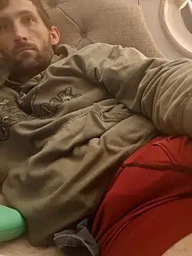 Snapshot of lewis7869 chatting on 10/03/25, 11:40 lewis7869 online show from 10/03/25, 11:40