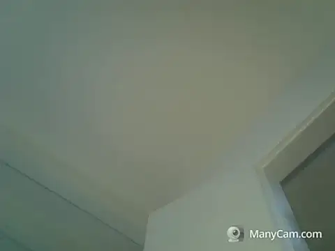 Snapshot of celibe_du_25 chatting on 09/10/25, 03:34 celibe du 25 online show from 09/10/25, 03:34