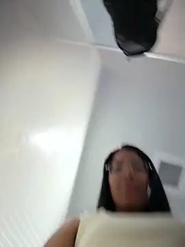 Snapshot of SheenaBrooke chatting on 04/08/26, 04:34 SheenaBrooke online show from 04/08/26, 04:34