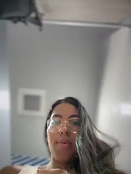 Snapshot of SheenaBrooke chatting on 04/13/26, 04:07 SheenaBrooke online show from 04/13/26, 04:07