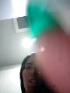 Snapshot of SheenaBrooke chatting on 04/15/26, 04:52 SheenaBrooke online show from 04/15/26, 04:52