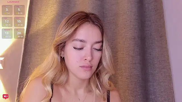 Assh lee  online show from 10/22/25, 01:00