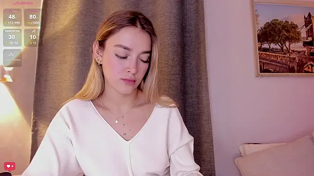 Assh lee  online show from 10/24/25, 01:18