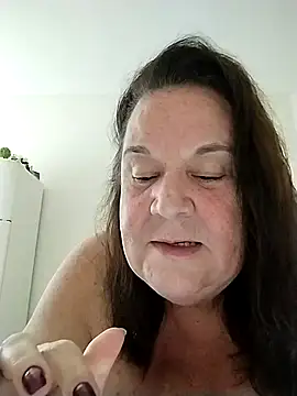 Yaya Mineira online show from 09/18/25, 05:48
