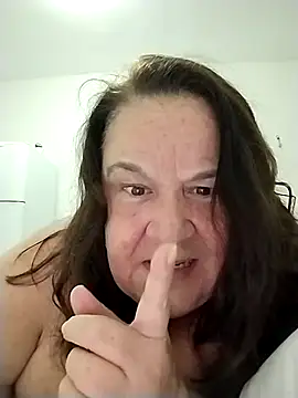 Yaya Mineira online show from 10/28/25, 09:50