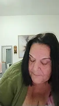 Yaya Mineira online show from 06/24/26, 09:47