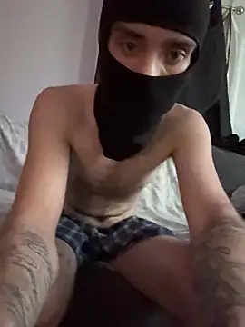 Snapshot of KcCumz19 chatting on 11/01/25, 02:30 KcCumz19 online show from 11/01/25, 02:30