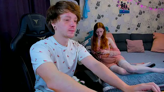 Snapshot of lakmsrrrmrrr chatting on 01/02/25, 10:37 lakmsrrrmrrr online show from 01/02/25, 10:37