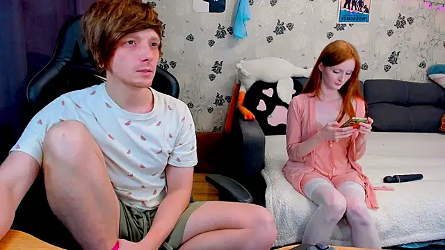 Snapshot of lakmsrrrmrrr chatting on 02/18/25, 12:49 lakmsrrrmrrr online show from 02/18/25, 12:49