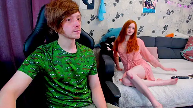 Snapshot of lakmsrrrmrrr chatting on 02/23/25, 10:49 lakmsrrrmrrr online show from 02/23/25, 10:49