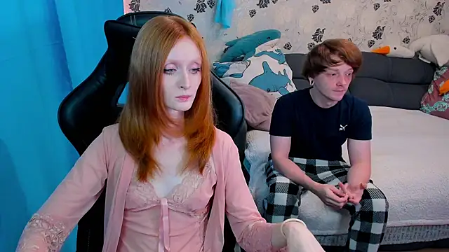 Snapshot of lakmsrrrmrrr chatting on 09/23/25, 10:07 lakmsrrrmrrr online show from 09/23/25, 10:07