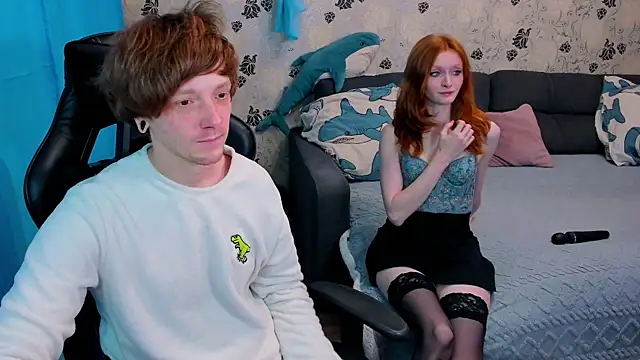 Snapshot of lakmsrrrmrrr chatting on 10/31/25, 09:43 lakmsrrrmrrr online show from 10/31/25, 09:43