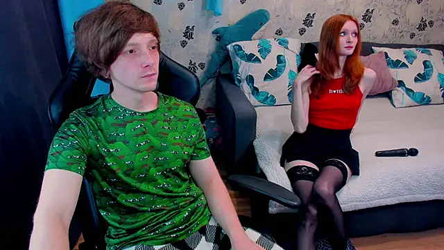 Snapshot of lakmsrrrmrrr chatting on 11/25/25, 09:53 lakmsrrrmrrr online show from 11/25/25, 09:53