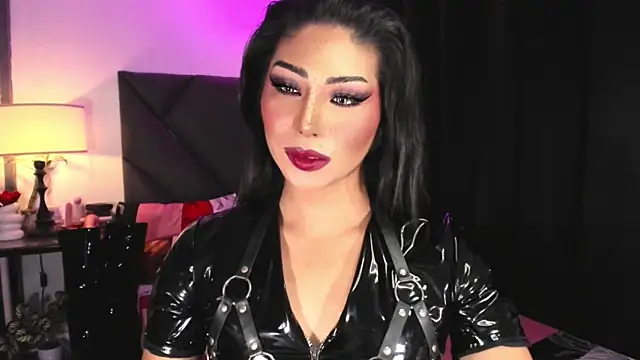 Snapshot of MaxxineMorenaTs chatting on 01/07/26, 08:33 MaxxineMorenaTs online show from 01/07/26, 08:33