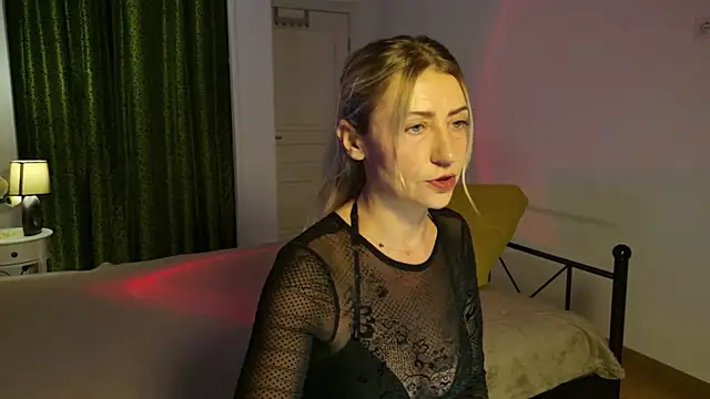 ZoeGrant online show from 05/19/26, 05:41