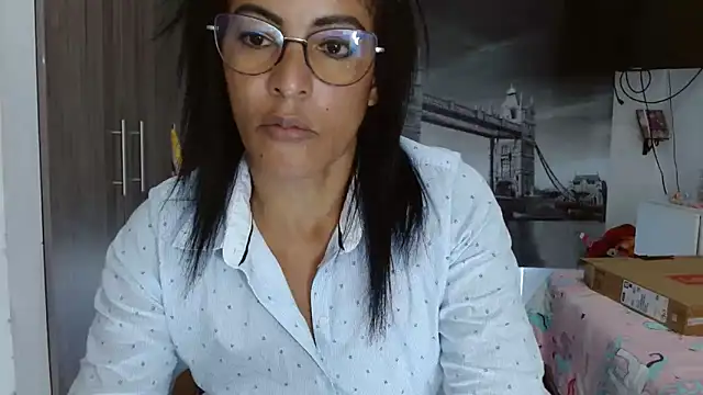 Snapshot of kateleyagrey chatting on 01/14/25, 09:41 kateleyagrey online show from 01/14/25, 09:41